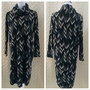 IKOLL HIGH NECK TUNIC DRESS SIZE  M/L
